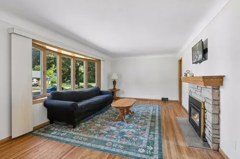 1306 Ryan Avenue W Roseville MN 55113