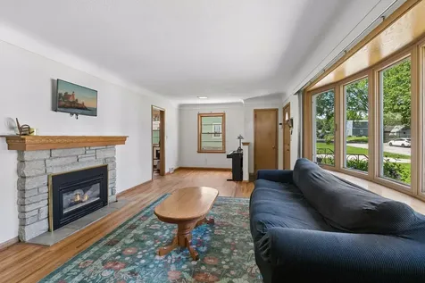 1306 Ryan Avenue W Roseville MN 55113