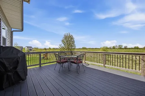 7110 208th Place N Forest Lake MN 55025