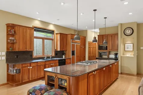 11820 Bren Road Minnetonka MN 55343
