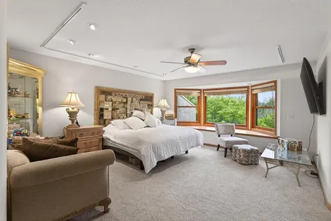 11820 Bren Road Minnetonka MN 55343
