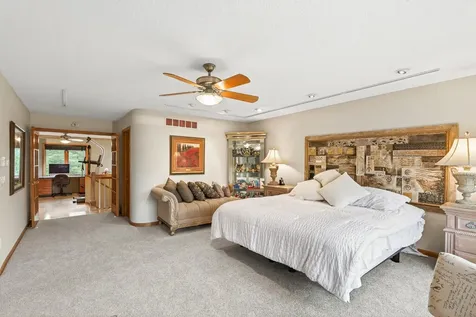 11820 Bren Road Minnetonka MN 55343