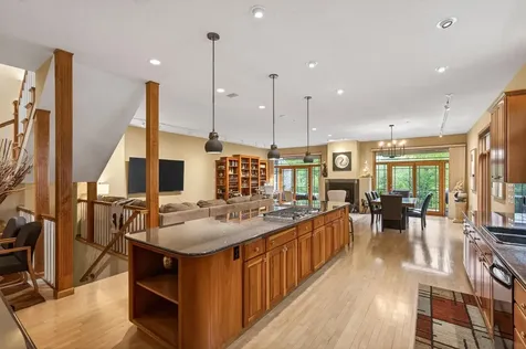 11820 Bren Road Minnetonka MN 55343