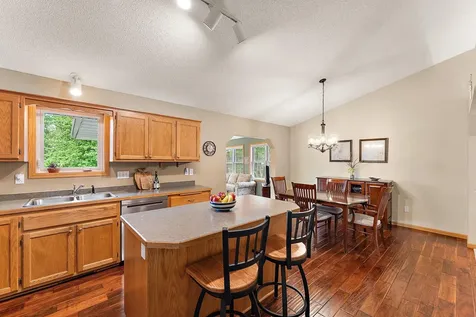 282 101st Court NE Blaine MN 55434