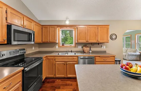282 101st Court NE Blaine MN 55434
