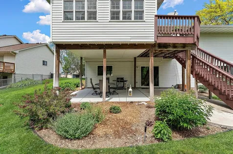 282 101st Court NE Blaine MN 55434