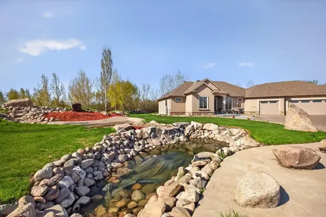 7620 Adelman Drive Horace ND 58047