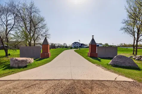 7620 Adelman Drive Horace ND 58047