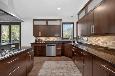 7620 Adelman Drive Horace ND 58047