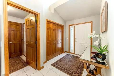 3022 Highpointe Curve Roseville MN 55113