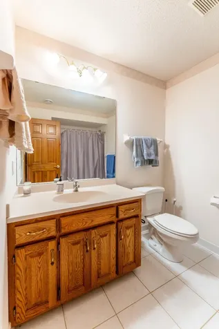 3022 Highpointe Curve Roseville MN 55113
