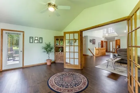 3022 Highpointe Curve Roseville MN 55113