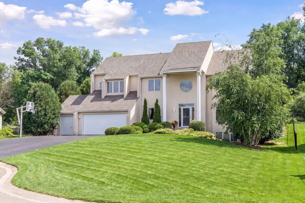 4730 Goldenrod Lane N Plymouth MN 55442