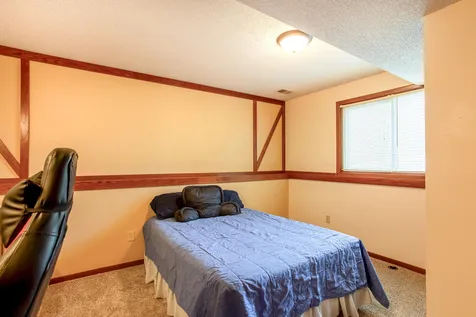 10640 Quebec Avenue N Brooklyn Park MN 55445