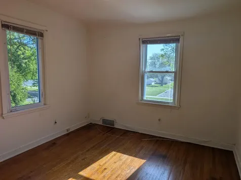 1049 Gorman Avenue West Saint Paul MN 55118