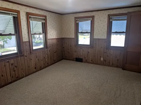1049 Gorman Avenue West Saint Paul MN 55118