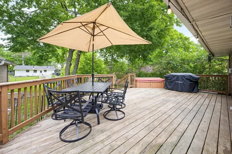 6918 34th Avenue N Crystal MN 55427