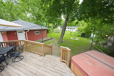 6918 34th Avenue N Crystal MN 55427