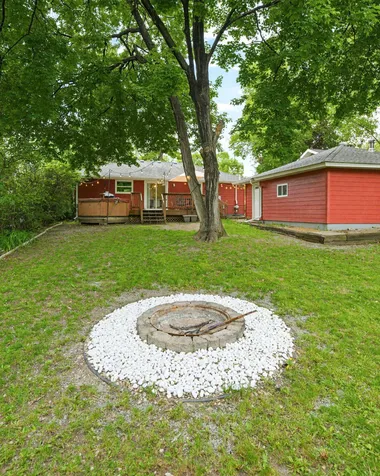 6918 34th Avenue N Crystal MN 55427