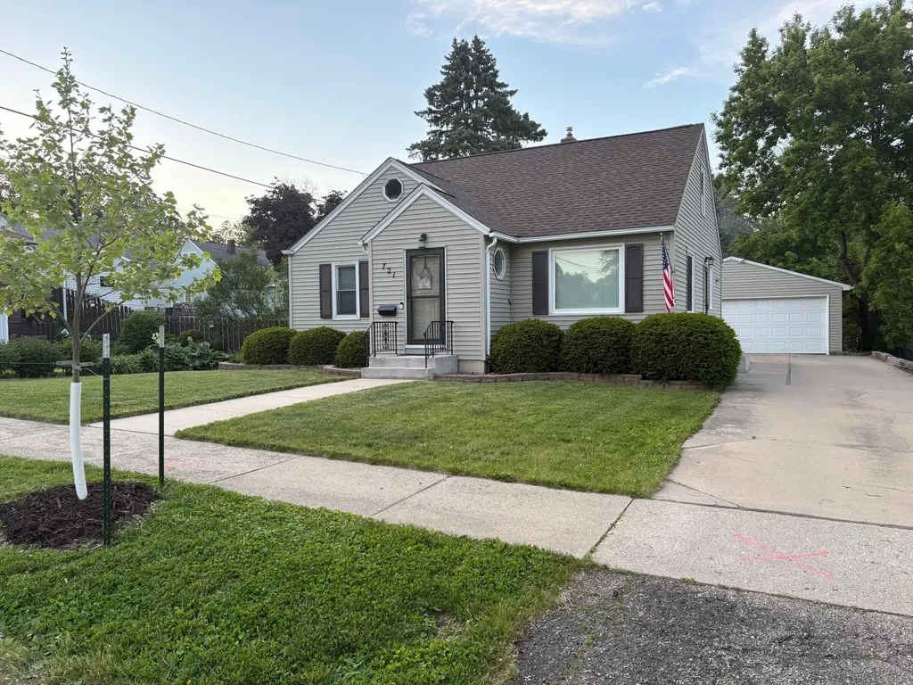 721 11th Street NW Rochester MN 55901