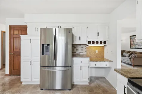 2500 Highland View Avenue S Burnsville MN 55337