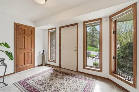 2500 Highland View Avenue S Burnsville MN 55337