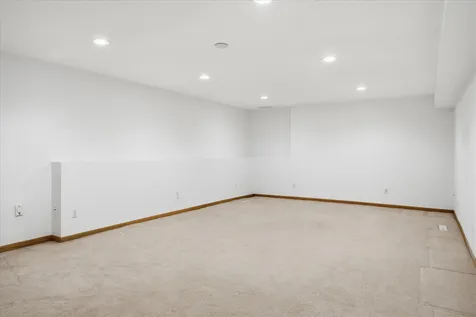 2500 Highland View Avenue S Burnsville MN 55337
