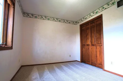 2500 Highland View Avenue S Burnsville MN 55337