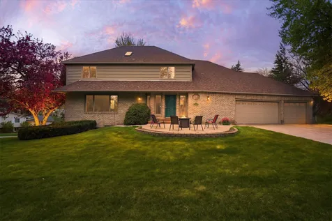 2500 Highland View Avenue S Burnsville MN 55337