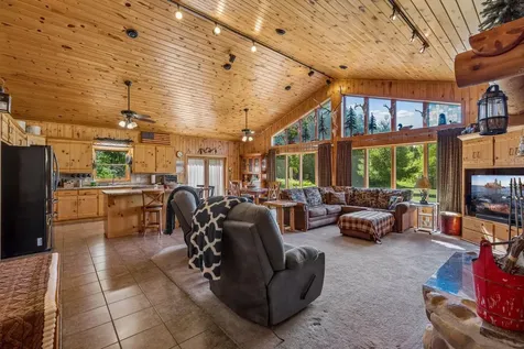 13763 County Road 3 Clear Lake MN 55319