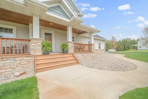 3693 Crestwood Ridge NE Alexandria MN 56308