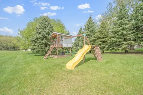 3693 Crestwood Ridge NE Alexandria MN 56308