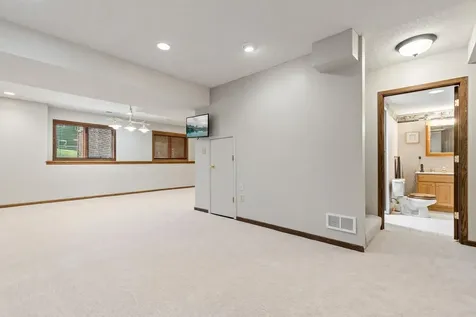 17880 Liv Lane Eden Prairie MN 55346