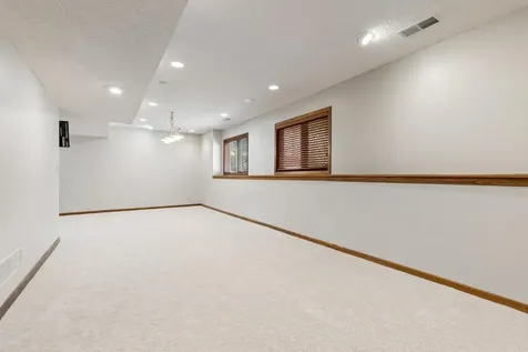 17880 Liv Lane Eden Prairie MN 55346