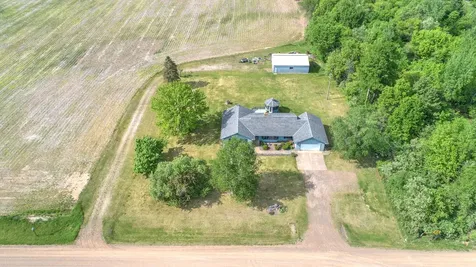 2474 145th Avenue Braham MN 55006