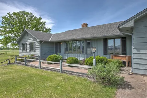2474 145th Avenue Braham MN 55006
