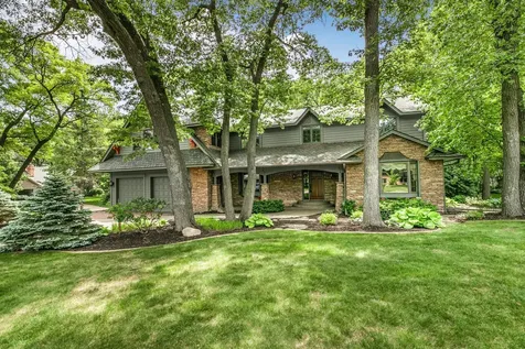 506 10th Street N Sartell MN 56377