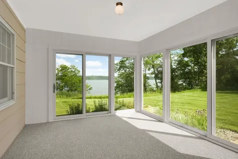 145 Lakeland Shores Road N Lakeland Shores MN 55043