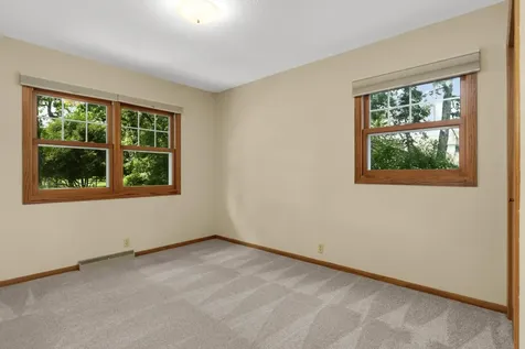 145 Lakeland Shores Road N Lakeland Shores MN 55043