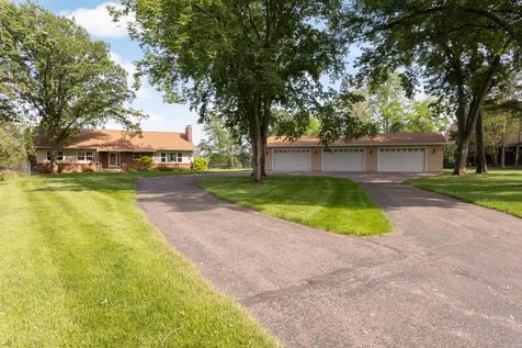 145 Lakeland Shores Road N Lakeland Shores MN 55043