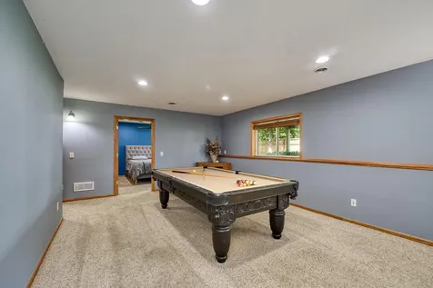9918 Scott Avenue N Brooklyn Park MN 55443
