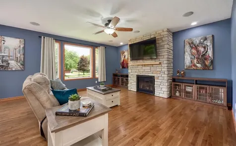 9918 Scott Avenue N Brooklyn Park MN 55443