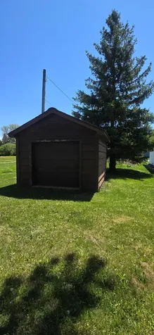 613 E Walnut Avenue Olivia MN 56277