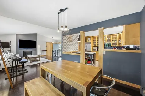 2486 W Country Club Drive S Fargo ND 58103