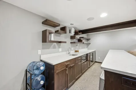 2486 W Country Club Drive S Fargo ND 58103