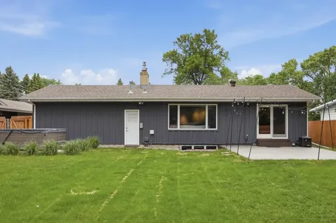 2486 W Country Club Drive S Fargo ND 58103