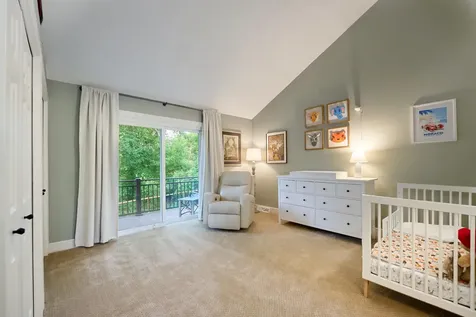 4774 Oak Way Eagan MN 55122