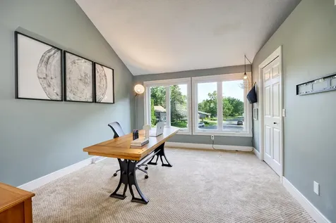 4774 Oak Way Eagan MN 55122