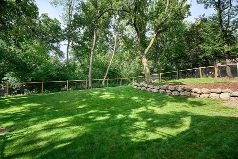4774 Oak Way Eagan MN 55122