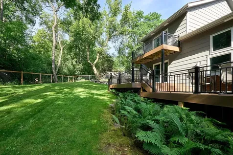 4774 Oak Way Eagan MN 55122
